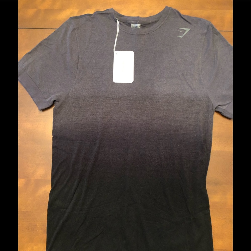Gymshark Mens Ombré athletic shirt Size L NWT